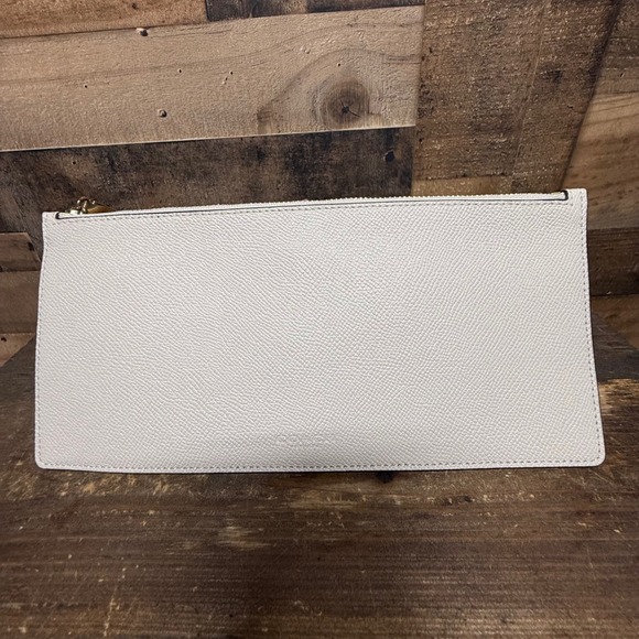 COACH White Leather Slim Zip Wallet Clutch Purse Small Bag Accessory - Picture 1 of 6